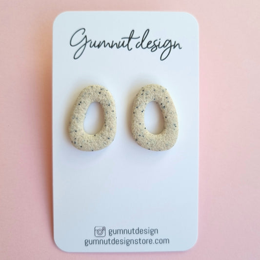 Organic Donut - Sandy Granite